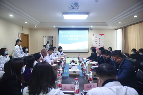 錦州市委副秘書長（兼）、市衛(wèi)健委黨組書記、主任胡占升一行到錦州市中心醫(yī)院調(diào)研住院醫(yī)師規(guī)范化培訓(xùn)工作